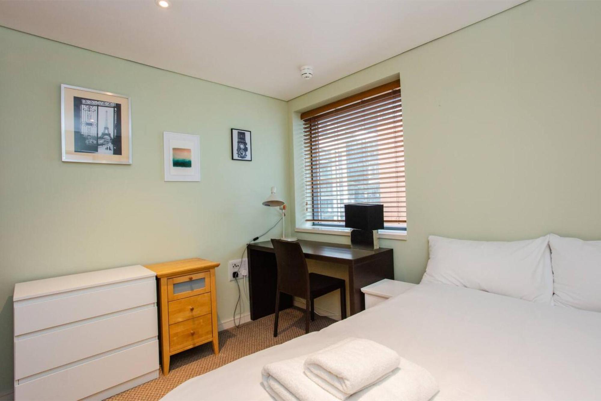 Modern 3 Bedroom Apartment In Paddington London Exterior photo