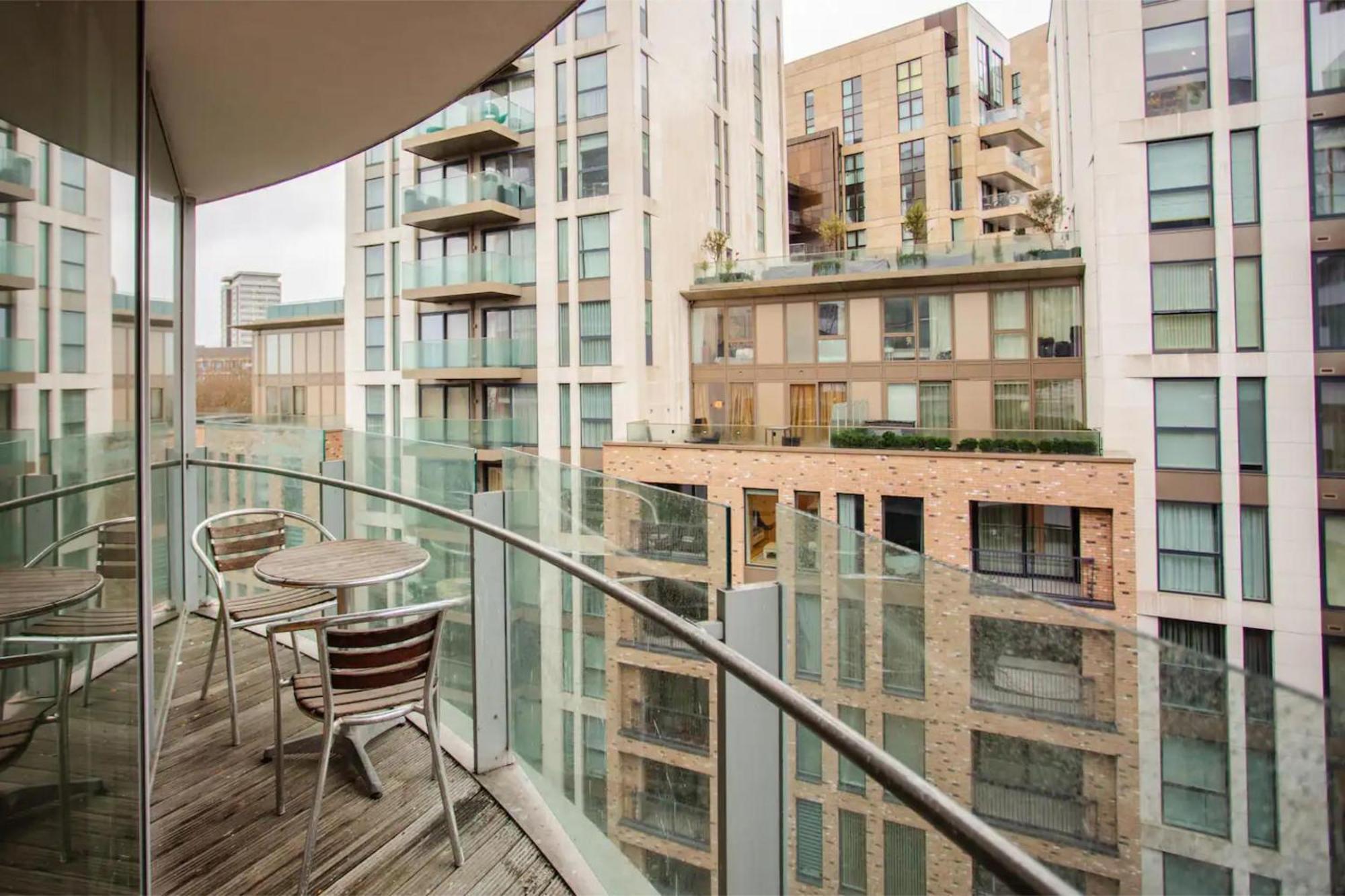 Modern 3 Bedroom Apartment In Paddington London Exterior photo