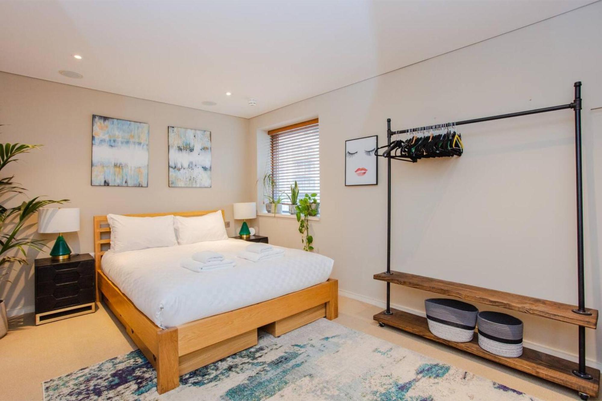 Modern 3 Bedroom Apartment In Paddington London Exterior photo